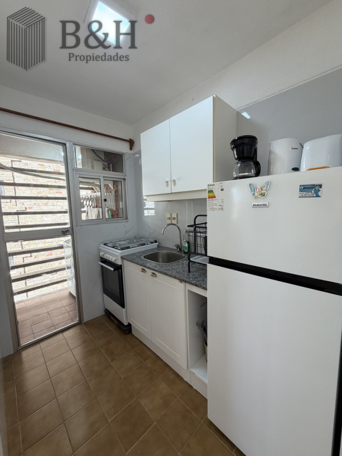 Apartamento ID.8056 - Venta de apartamento reciclado, 1 dorm, balcón y garage!