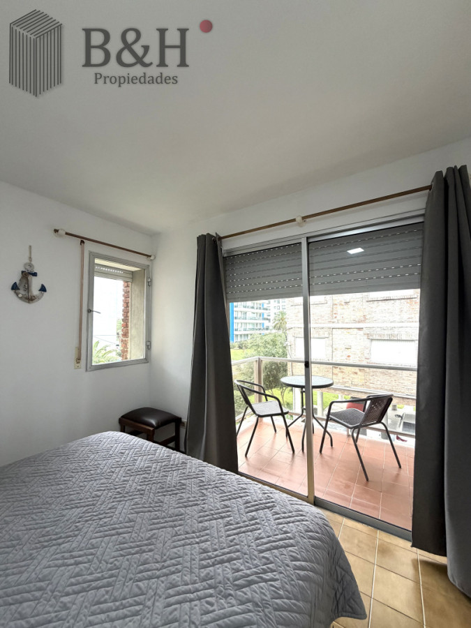 Apartamento ID.8056 - Venta de apartamento reciclado, 1 dorm, balcón y garage!