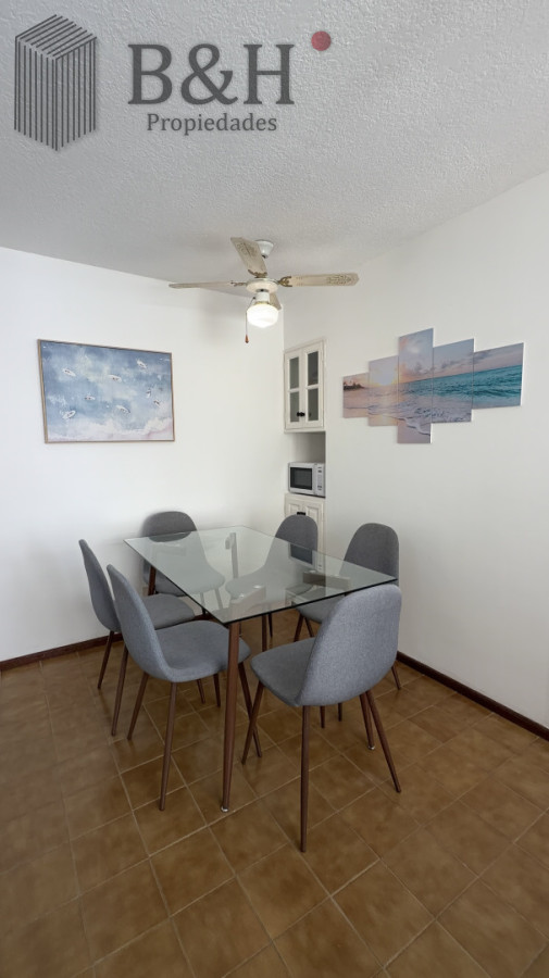 Apartamento ID.8056 - Venta de apartamento reciclado, 1 dorm, balcón y garage!