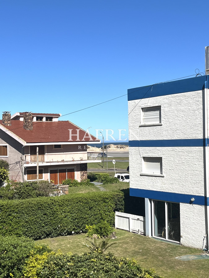 Apartamento ID.122 - Venta apartamento reciclado 1 dorm, balcón y garage!