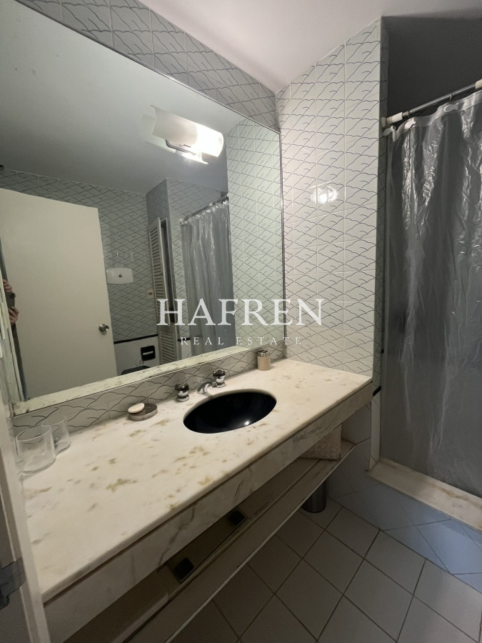 Apartamento ID.7 - Venta de apartamento frente al mar, a pasos del puerto y playa mansa