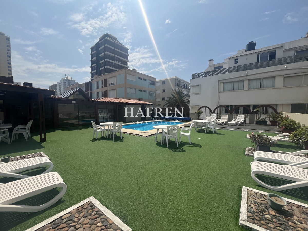 Apartamento ID.6 - Venta de Apartamento con vistas a Playa El Emir