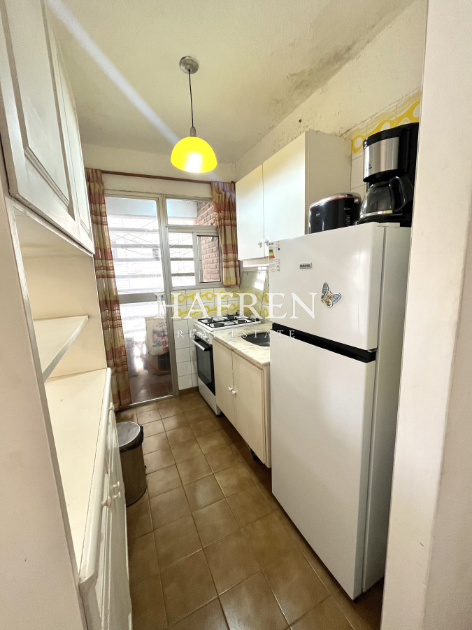 Apartamento ID.121 - Venta apartamento en Punta del Este, 1 dorm con balcón y garaje!