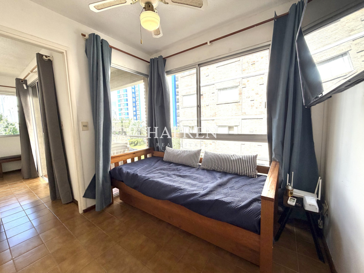 Apartamento ID.121 - Venta de apartamento de 1 dorm, con balcón y garage!