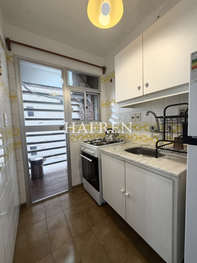 Apartamento ID.121 - Venta de apartamento de 1 dorm, con balcón y garage!