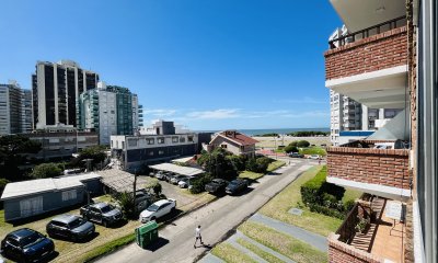 Oportunidad! venta de apartamento en La Pastora, a pasos del mar