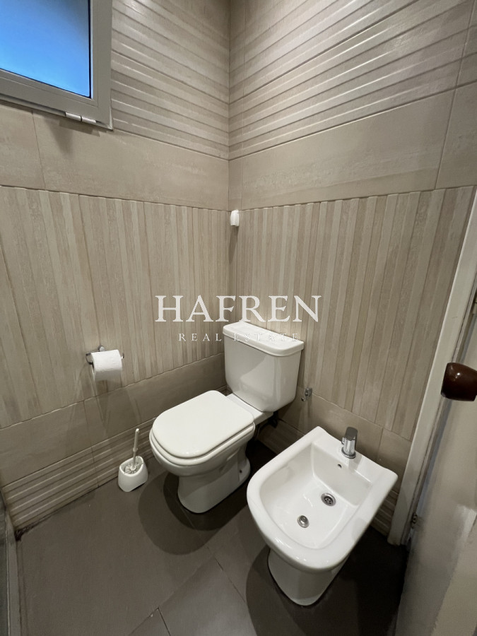 Casa ID.63 - Venta de casa en primeras paradas de Playa Mansa, a 100mts del mar!