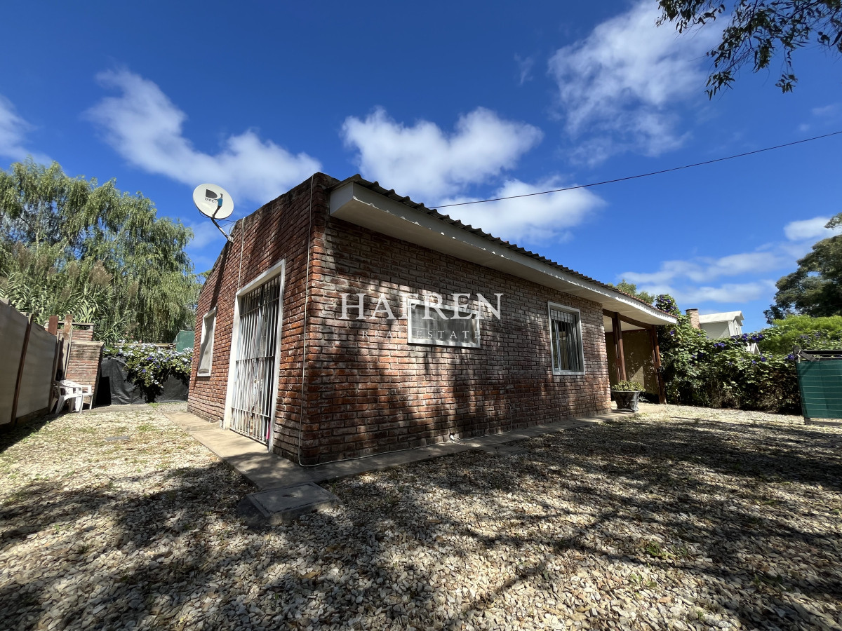 Casa ID.100 - Alquiler anual de casa en La Barra, a 200 mts de Ruta 10.