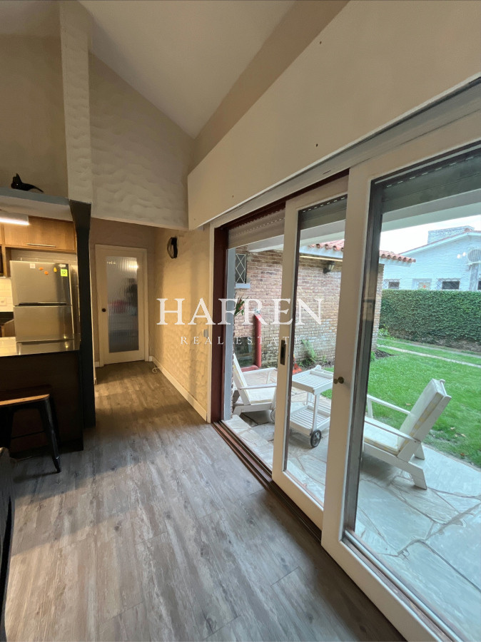 Casa ID.63 - Venta de casa en primeras paradas de Playa Mansa, a 100mts del mar!