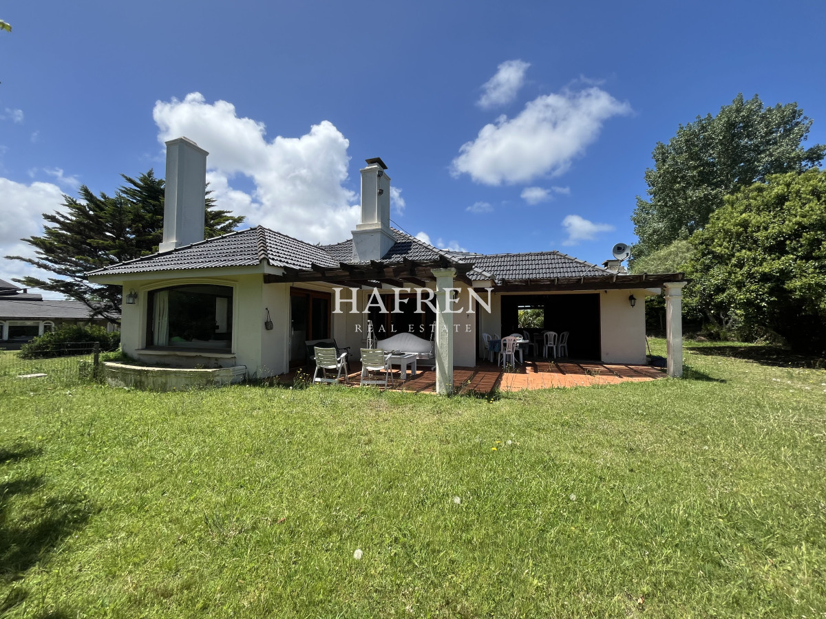 Casa ID.37 - Venta de espectacular propiedad en Laguna del Diario