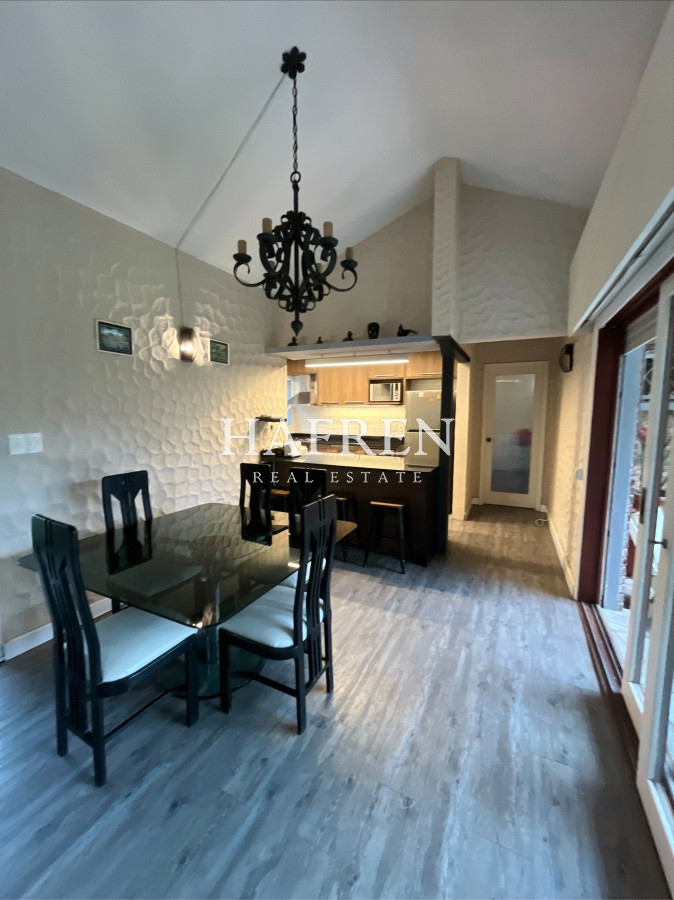 Casa ID.63 - Venta de casa en primeras paradas de Playa Mansa, a 100mts del mar!