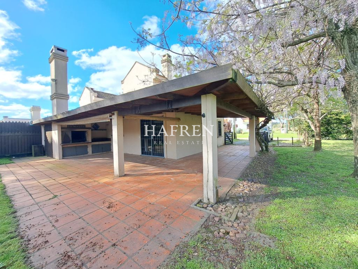 Casa ID.106 - Casa en Pinares, 3 dorm, piscina climatizada, 1000m2 terreno