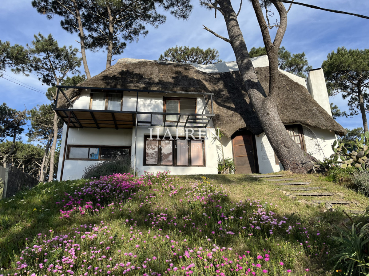 Casa ID.120 - Venta de casa en Punta Ballena, de la ruta al mar!