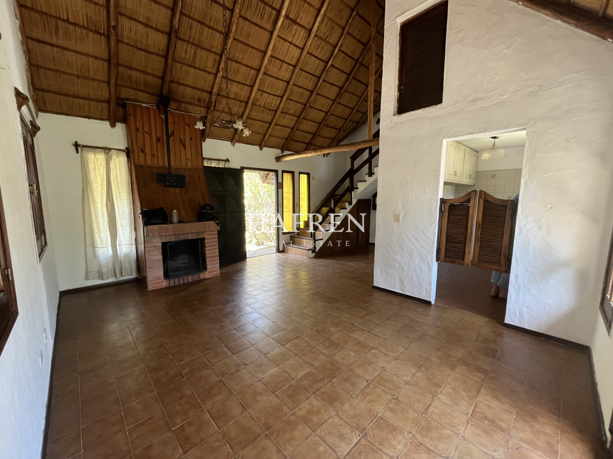 Casa ID.47 - Venta de casa en Altos del Pinar, 4 dormitorios y 2 baños