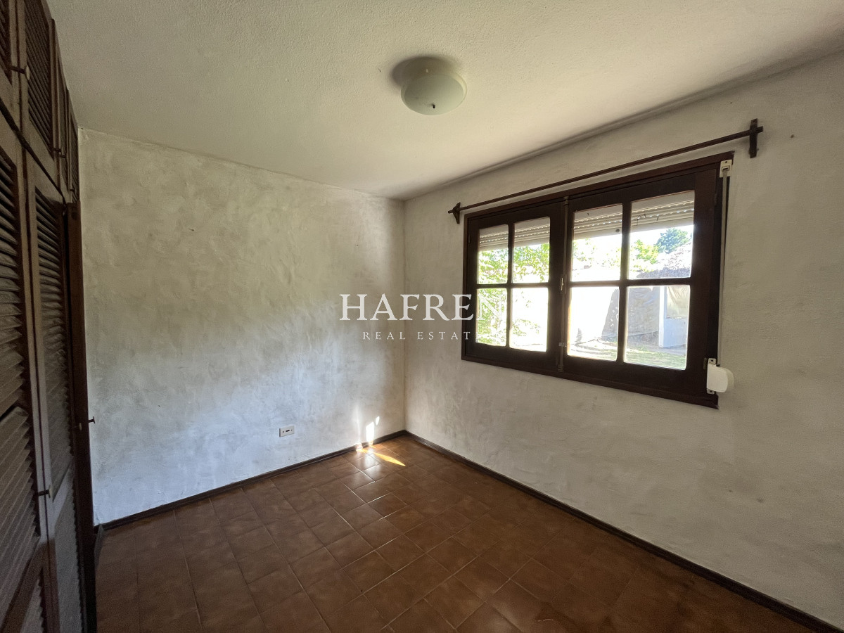 Casa ID.47 - Venta de casa en Altos del Pinar, 4 dormitorios y 2 baños