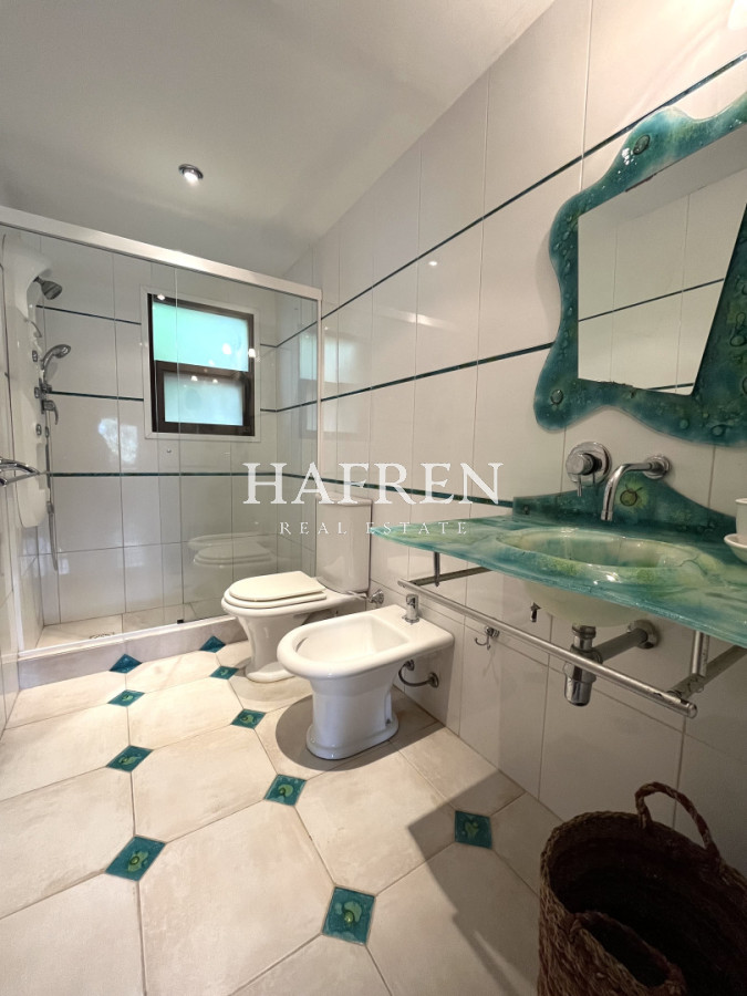 Casa ID.252 - Venta de casa en El Quijote, ubicacion privilegiada!