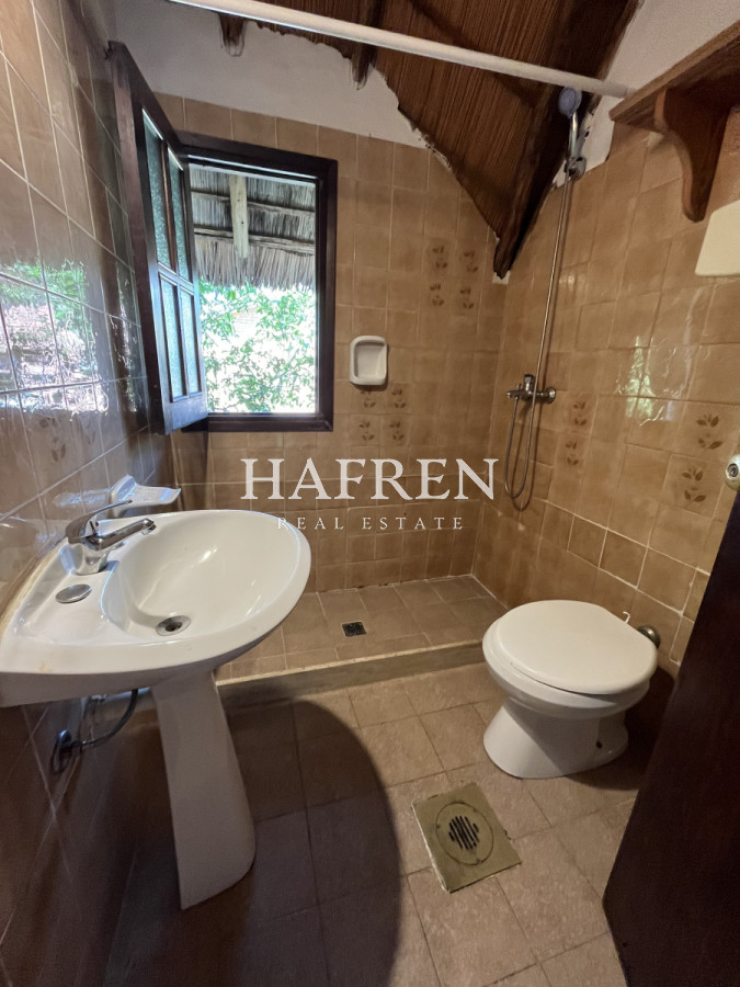 Casa ID.47 - Venta de casa en Altos del Pinar, 4 dormitorios y 2 baños