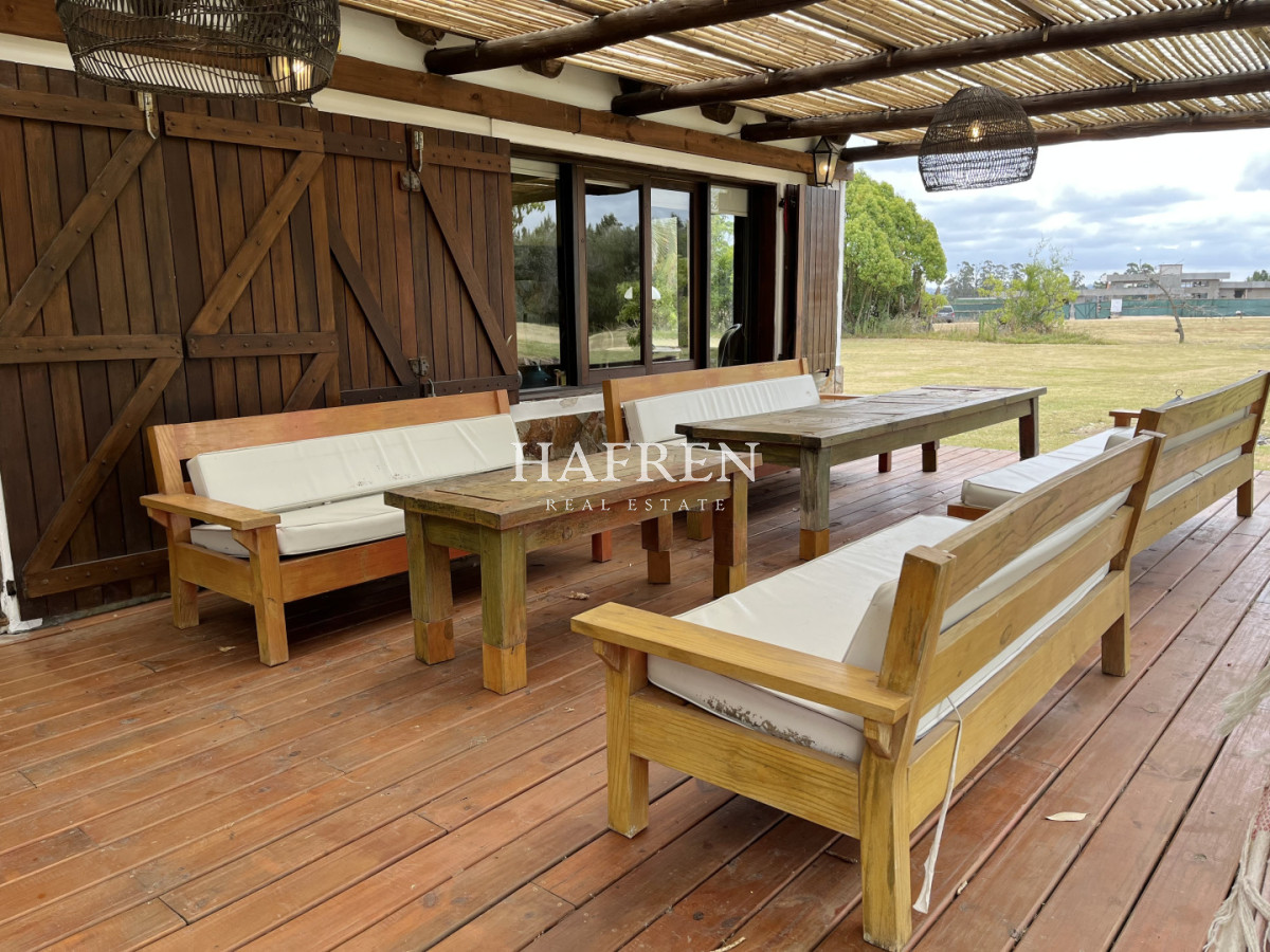 Casa ID.252 - Venta de casa en El Quijote, ubicacion privilegiada!