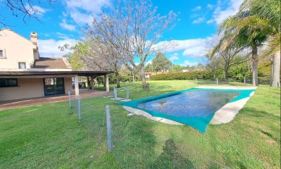 Casa en Pinares, 3 dorm, piscina climatizada, 1000m2 terreno