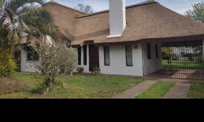 Venta de casa en Altos del Pinar, 4 dormitorios y 2 baños