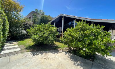 Venta de gran padrón con 2 viviendas en San Jose de Carrasco