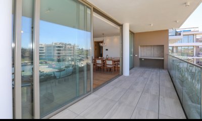 Venta o Alquiler apartamento 3 dorm garage box y terraza con parrillero y jardin en Barrio Parques