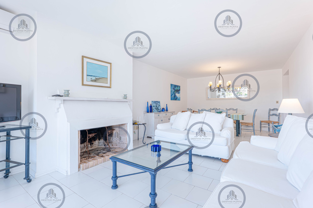 Apartamento frente al mar en Playa Brava - Punta del Este — fotografía 2