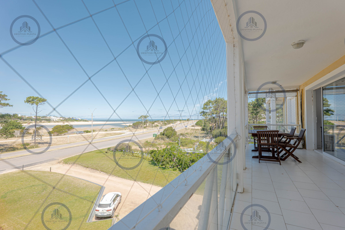 Apartamento frente al mar en Playa Brava - Punta del Este — fotografía 3