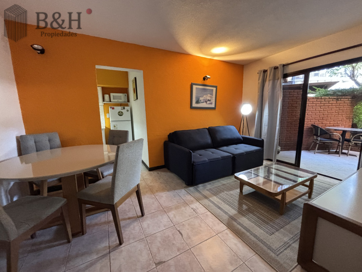 Apartamento ID.7023 - Apartamento en Alquiler - Roosevelt