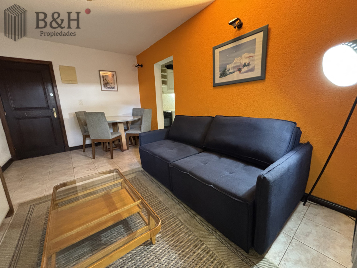 Apartamento ID.7023 - Apartamento en Alquiler - Roosevelt