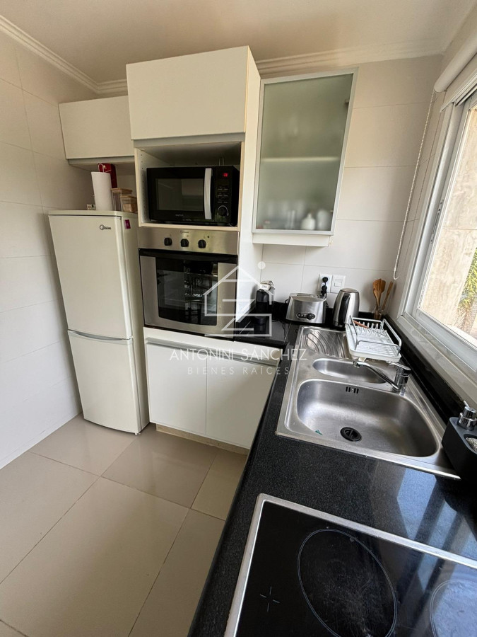 Apartamento ID.3157 - Venta y Alquiler en Brava