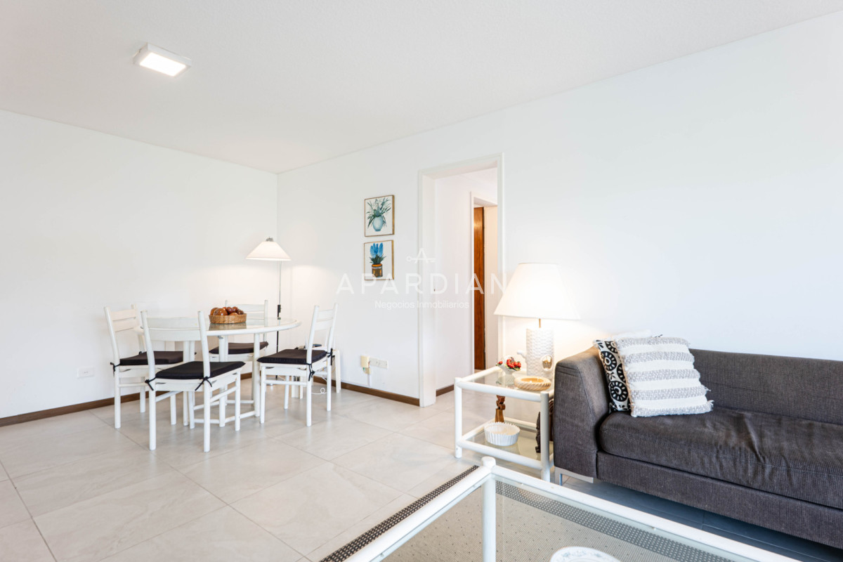 Apartamento ID.21099290 - Apartamento en venta - Roosevelt - 2 dormitorios 