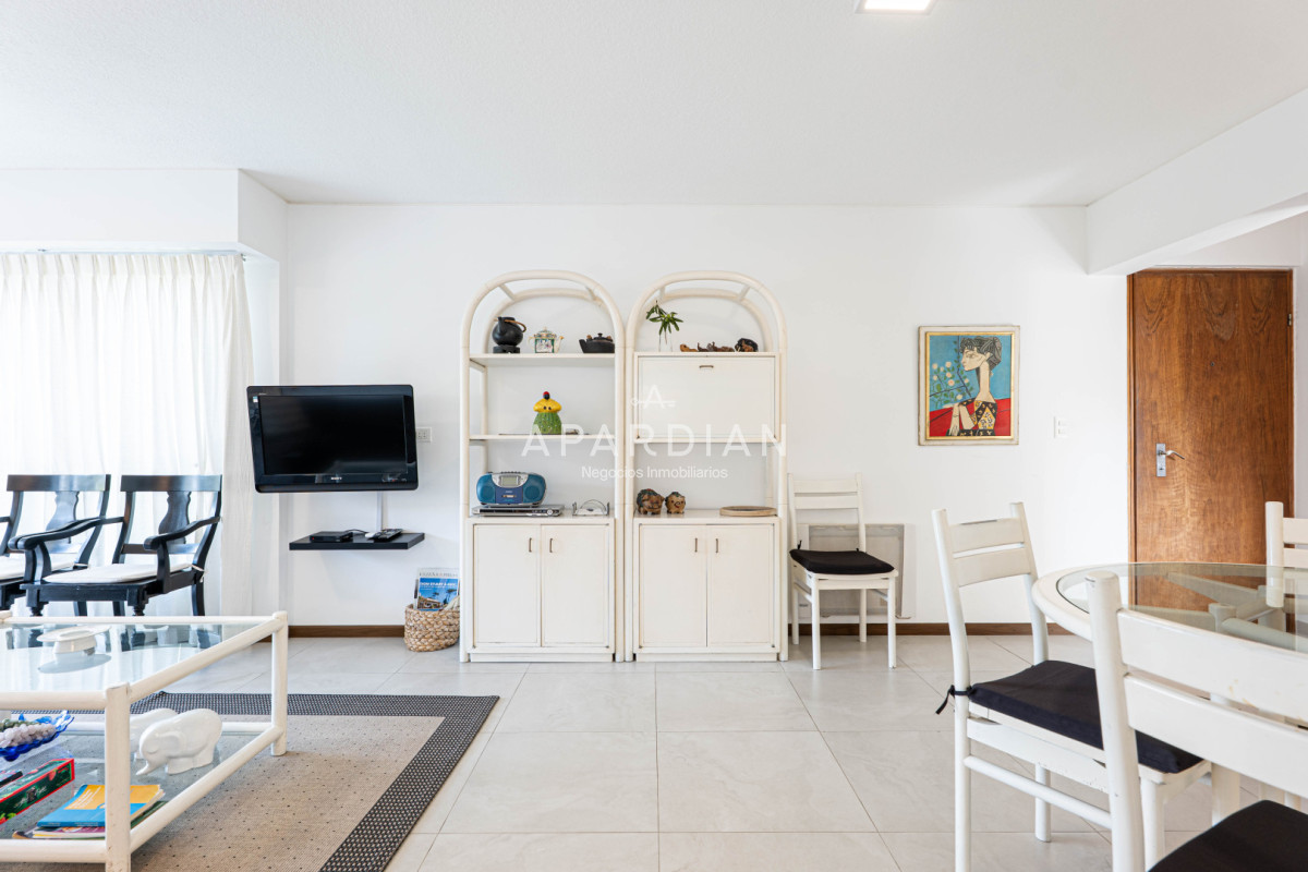 Apartamento ID.21099290 - Apartamento en venta - Roosevelt - 2 dormitorios 