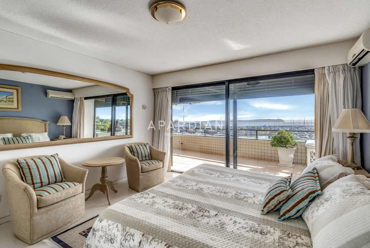 Apartamento ID.21098802 - Apartamento Frente al Mar en la Exclusiva Península de Punta del Este