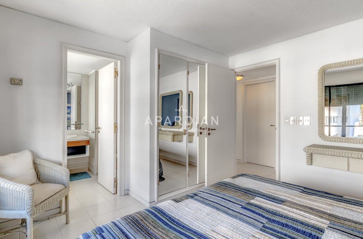 Apartamento ID.21098802 - Apartamento Frente al Mar en la Exclusiva Península de Punta del Este