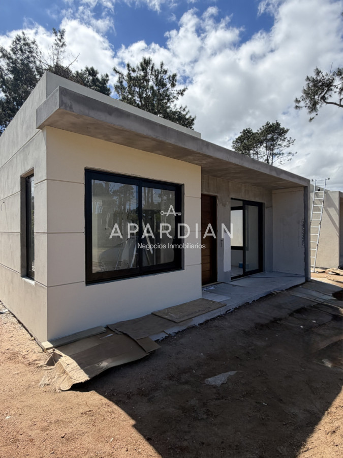 Casa ID.21100010 - CASA EN VENTA PINARES | U$S 265.000
