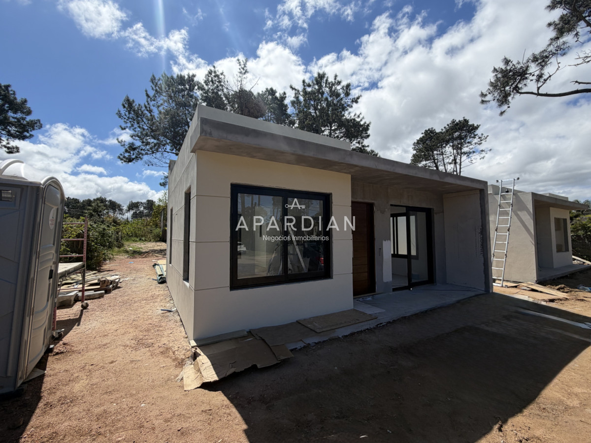 Casa ID.21100010 - CASA EN VENTA PINARES | U$S 265.000