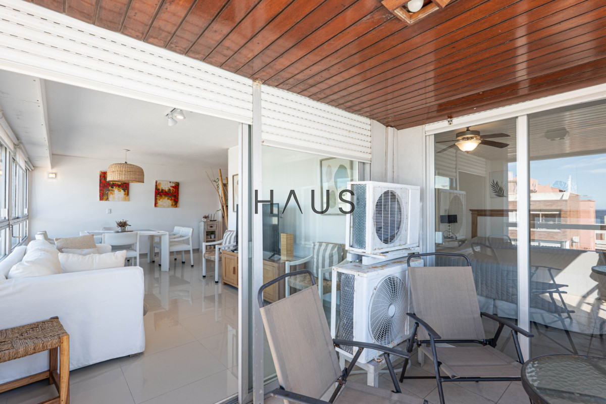 Apartamento ID.758 - Apartamento en Península - EN VENTA - 2 dormitorios  