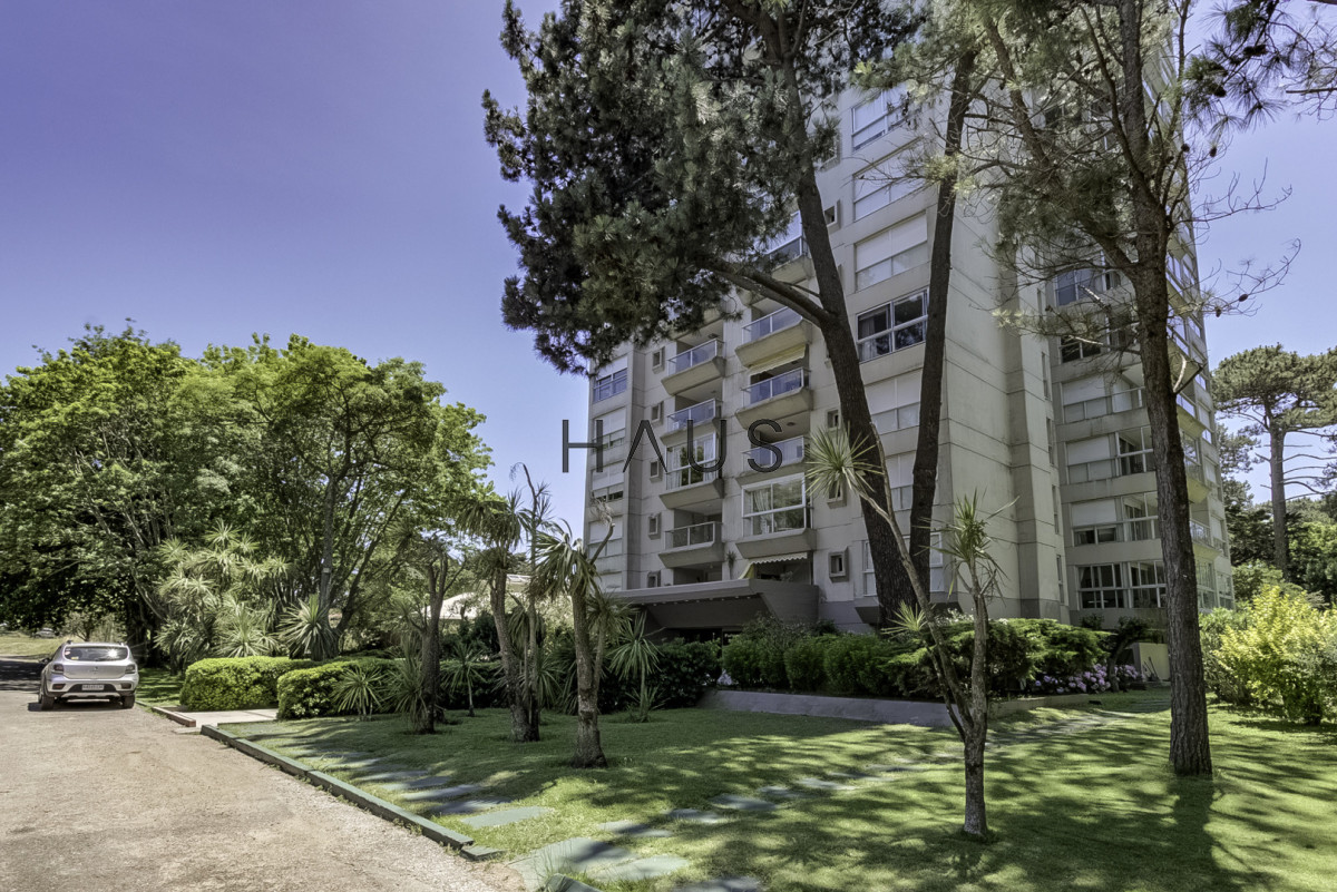 Apartamento ID.714 - Apartamento en venta - Roosevelt - 2 dormitorios 