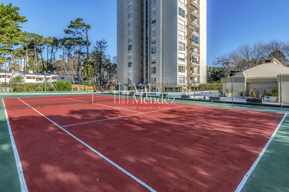 Apartamento ID.3850 - Apartamento en venta - Roosevelt - 2 dormitorios 