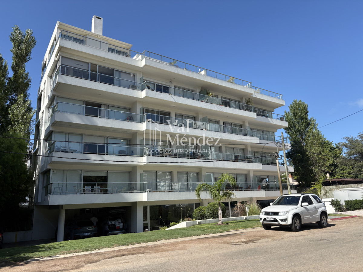 Apartamento ID.3864 - ALQUILER INVERNAL - APARTAMAMENTO PUNTA DEL ESTE - 1 DORMITORIO 