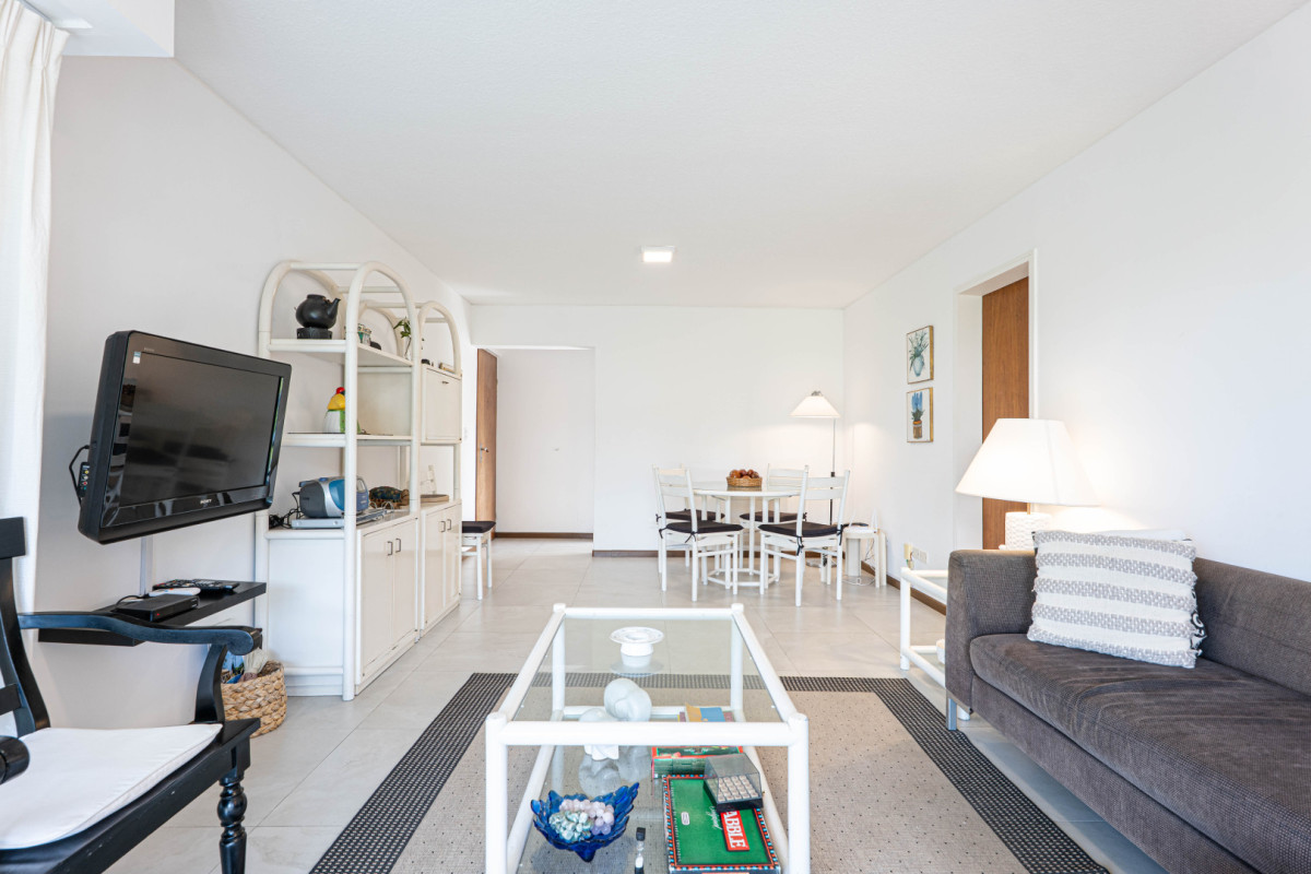 Apartamento ID.361 - Apartamento en venta - Roosevelt - 2 dormitorios 