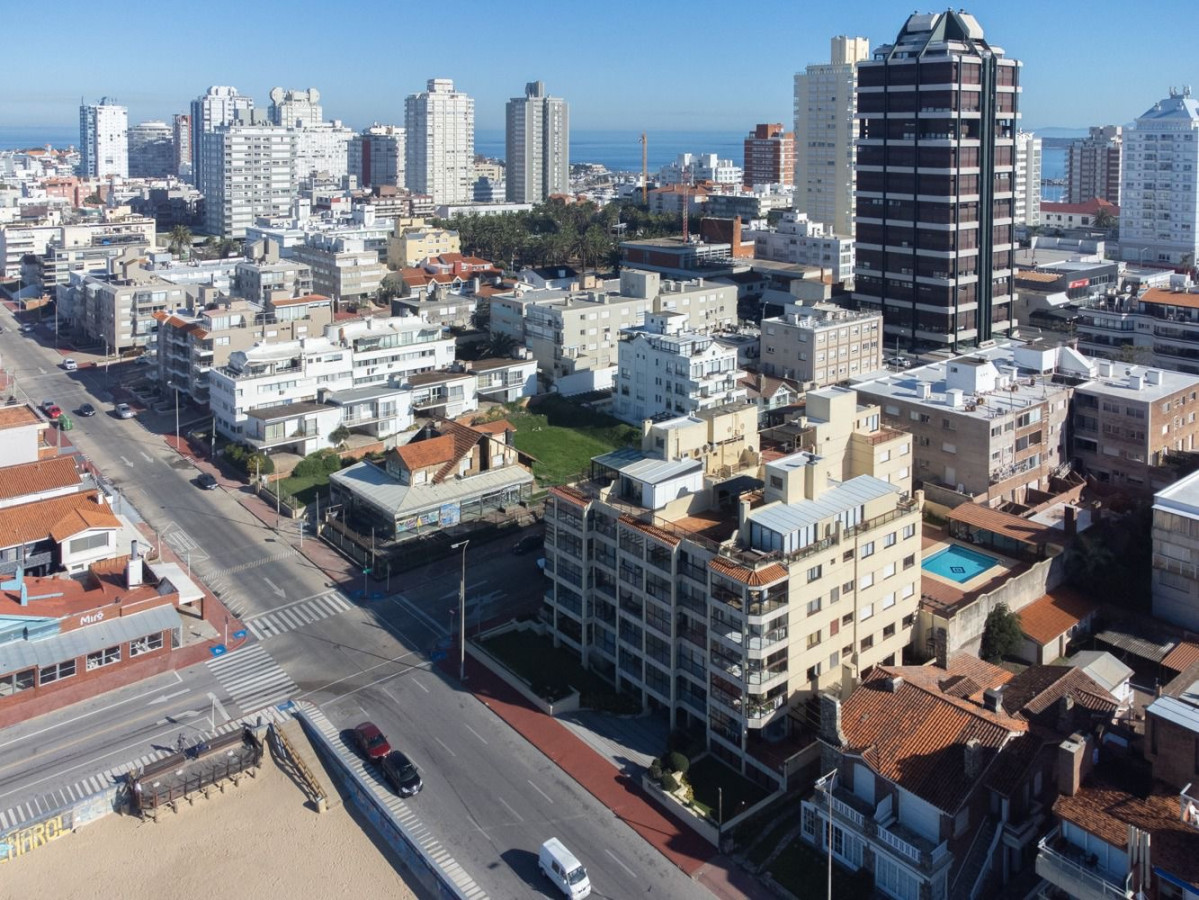 Apartamento ID.21098636 - APARTAMENTO EN VENTA -PENINSULA- PLAYA EL EMIR 