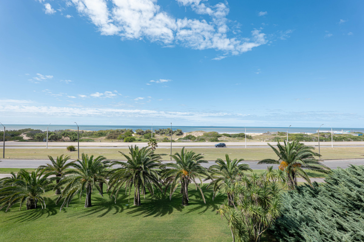 Apartamento ID.21097289 - Apartamento en primera línea al mar, en Brava - 2 dormitorios 