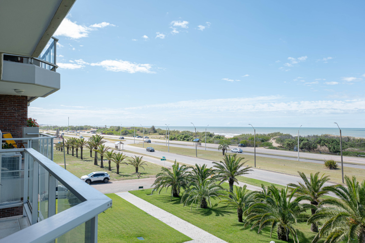Apartamento ID.21097289 - Apartamento en primera línea al mar, en Brava - 2 dormitorios 