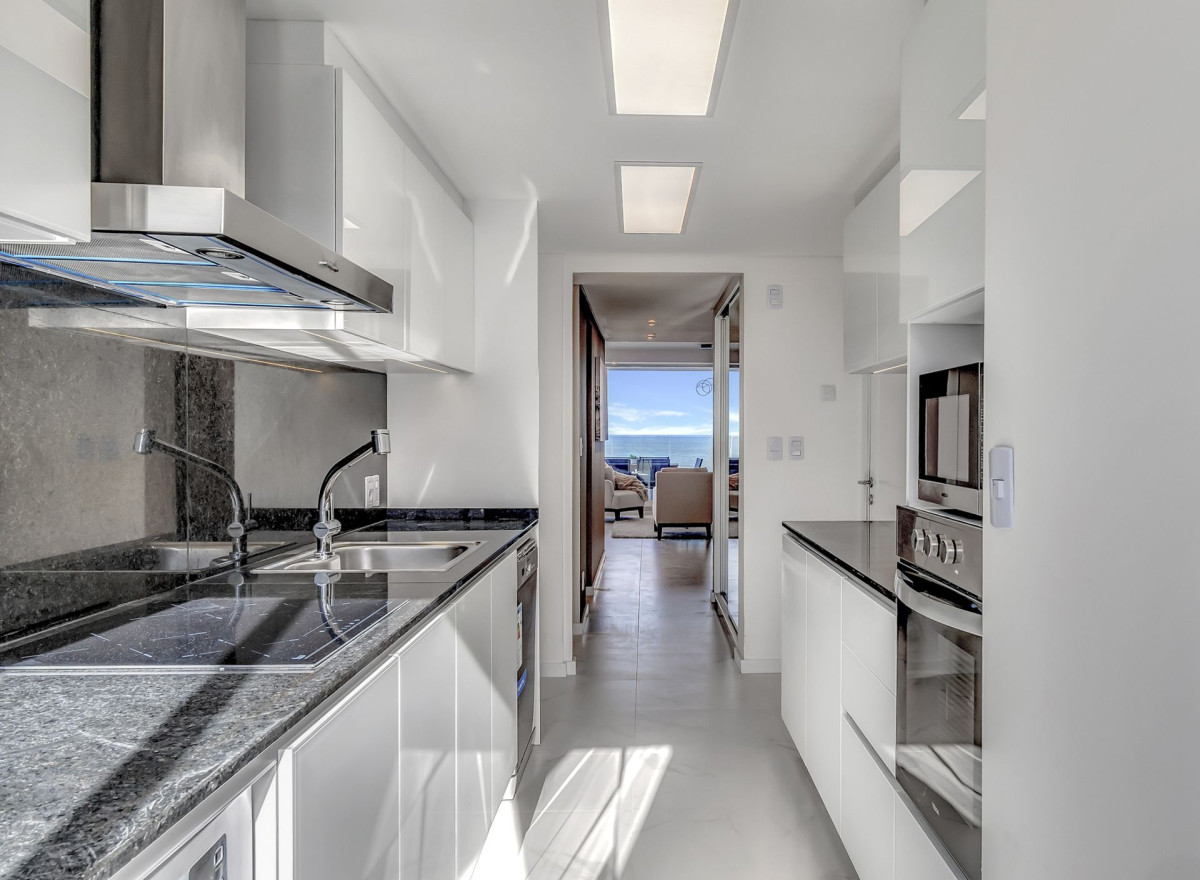 Apartamento ID.21096886 - Departamento en Playa Mansa Vista al Mar y la Laguna