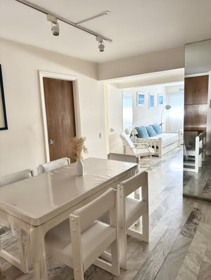 Apartamento ID.21096958 - Península En Venta 1 Dormitorio 