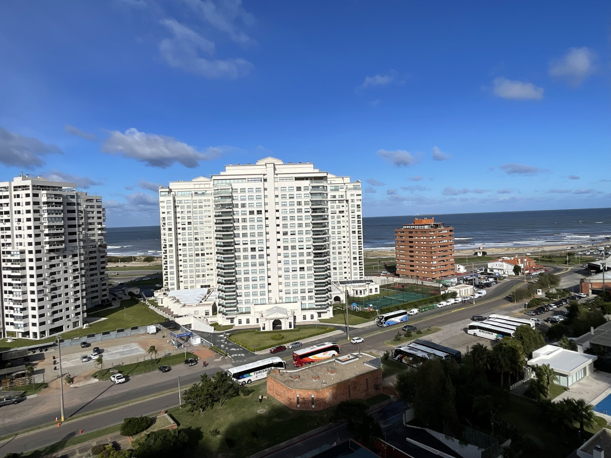 Apartamento ID.21096943 - En venta Playa Mansa