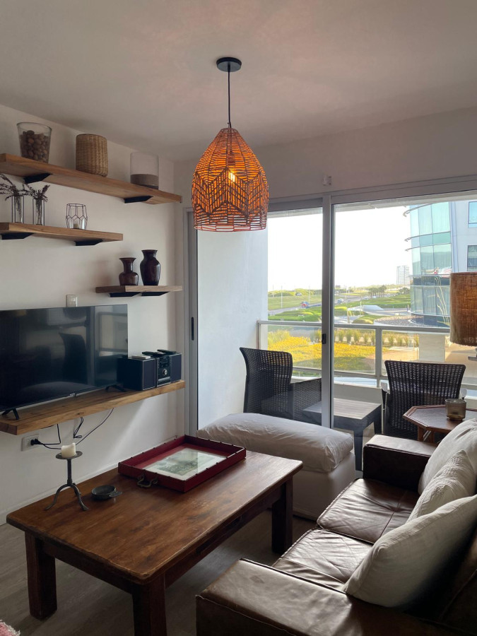 Apartamento ID.21096944 - Alquiler anual Playa Brava