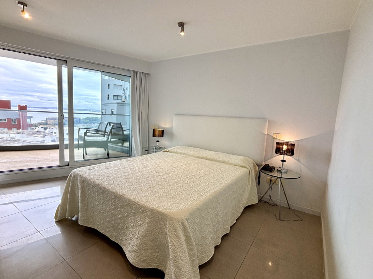 Apartamento ID.21097269 - Amplio departamento Playa Mansa